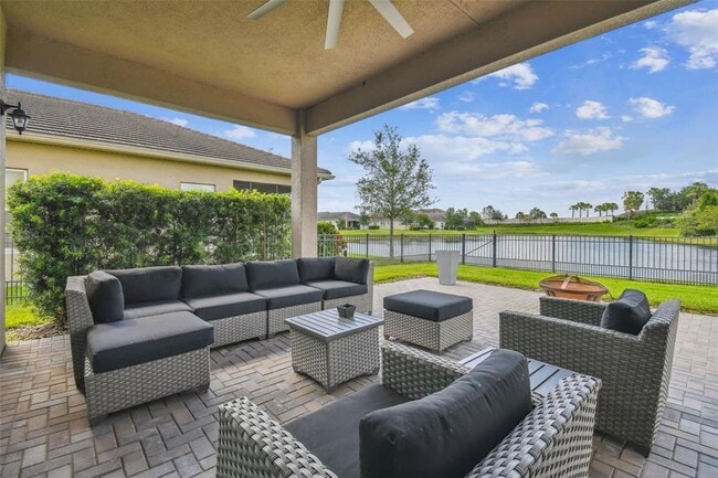 Building Photo - 30415 Palmer Oak Dr