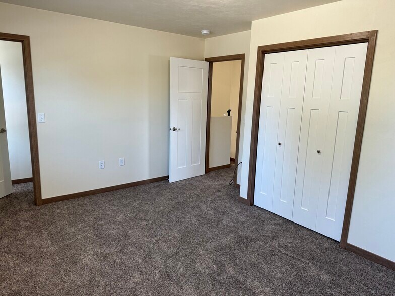 Building Photo - 1058 Egg Harbor Rd