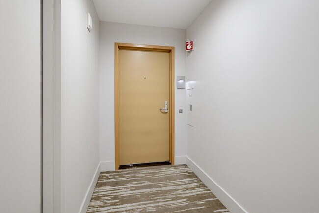 Building Photo - Skyline Views & Sophisticated Corner Living at Aria in Cortez Hill
