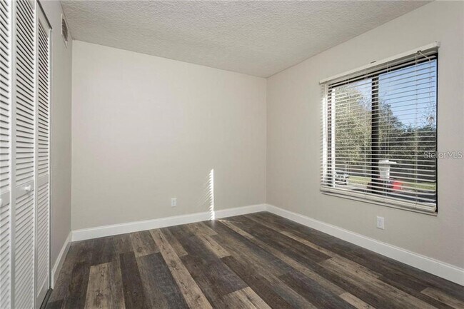Building Photo - 8209 Sun Spring Cir