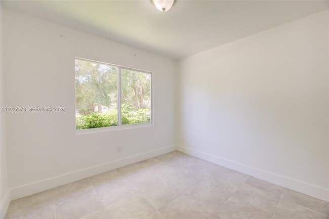 Building Photo - 3327 Sapphire Rd