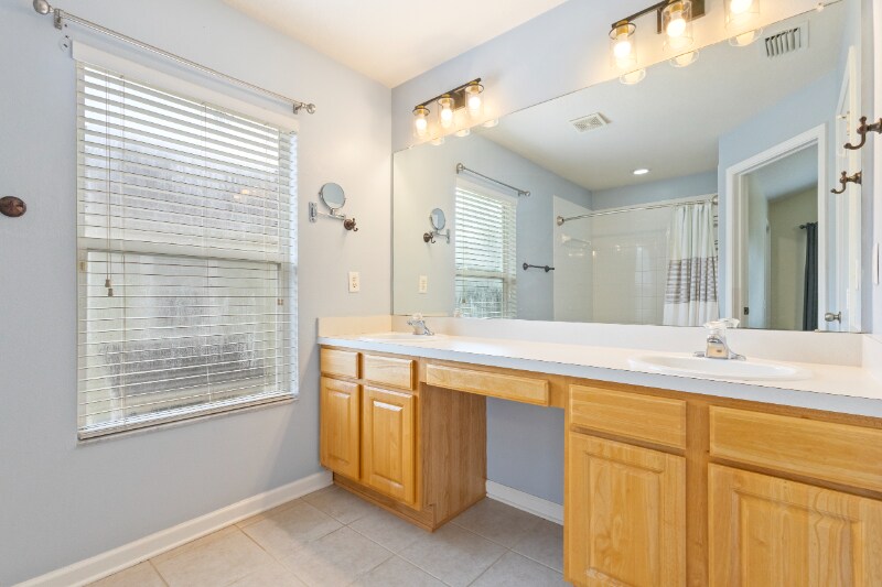 Building Photo - 8324 72nd Ln E