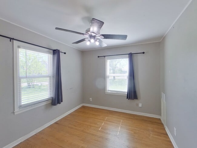 Building Photo - 430 N Jackson Heights St