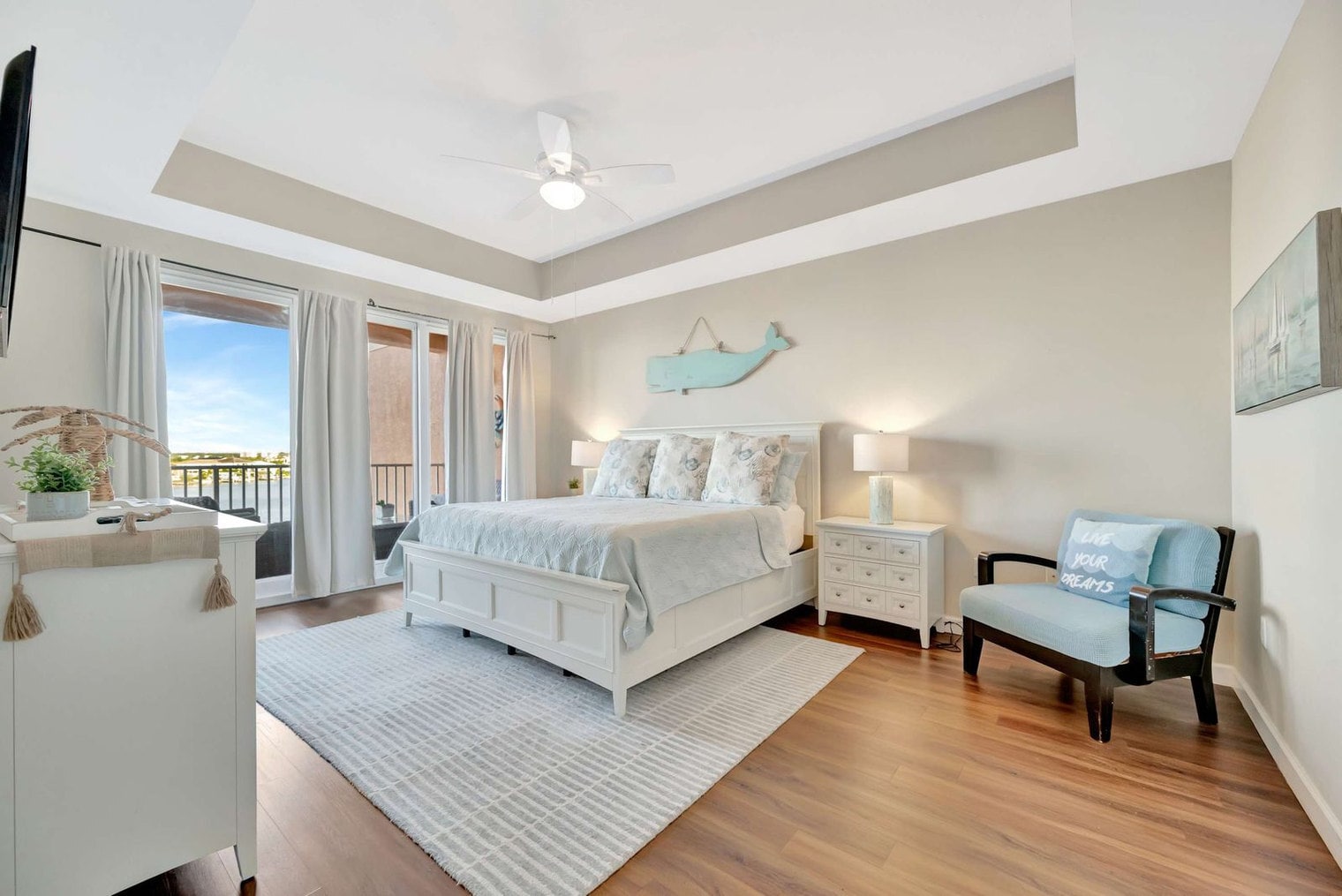 Building Photo - 530 S Gulfview Blvd