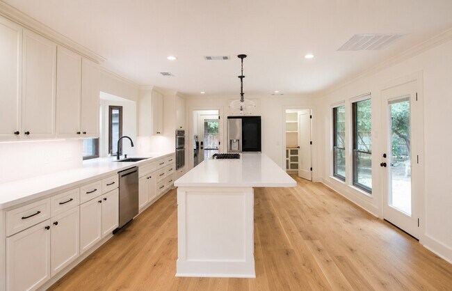 Building Photo - 15 Mallard Glen Pl