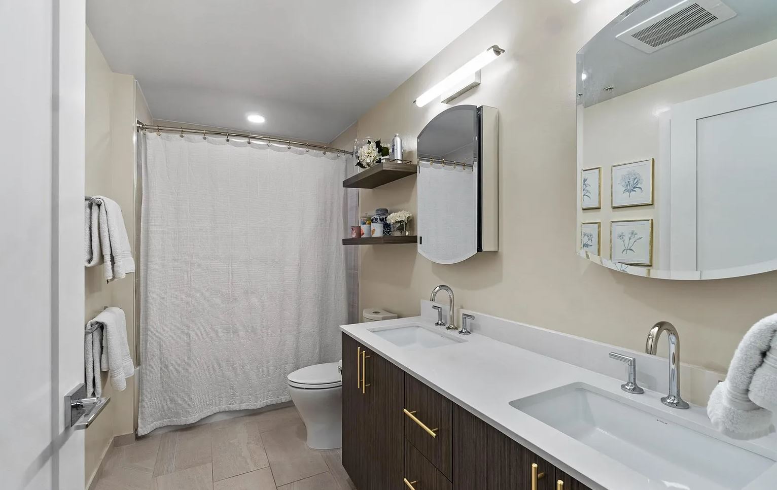Bathroom - 1211 Van St SE