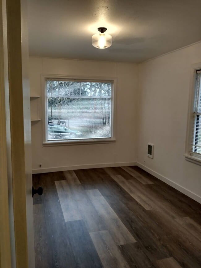 Building Photo - One of a Kind Quaint House on Almost 2 Acr...