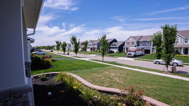 Building Photo - 7320 Blackwell Dr