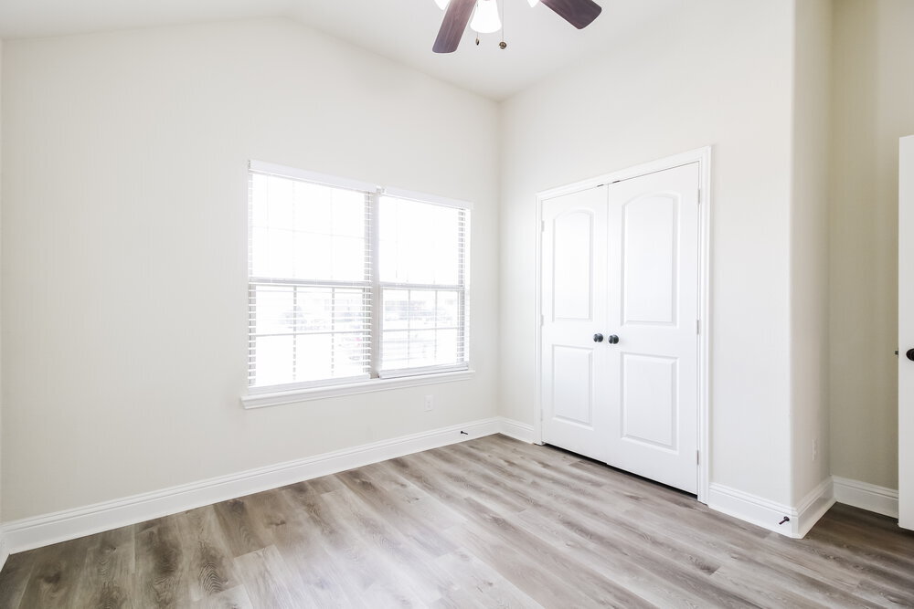 Building Photo - 334 Highmeadow Dr