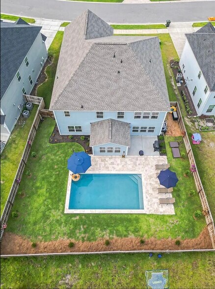Building Photo - 256 Fiddleback Dr