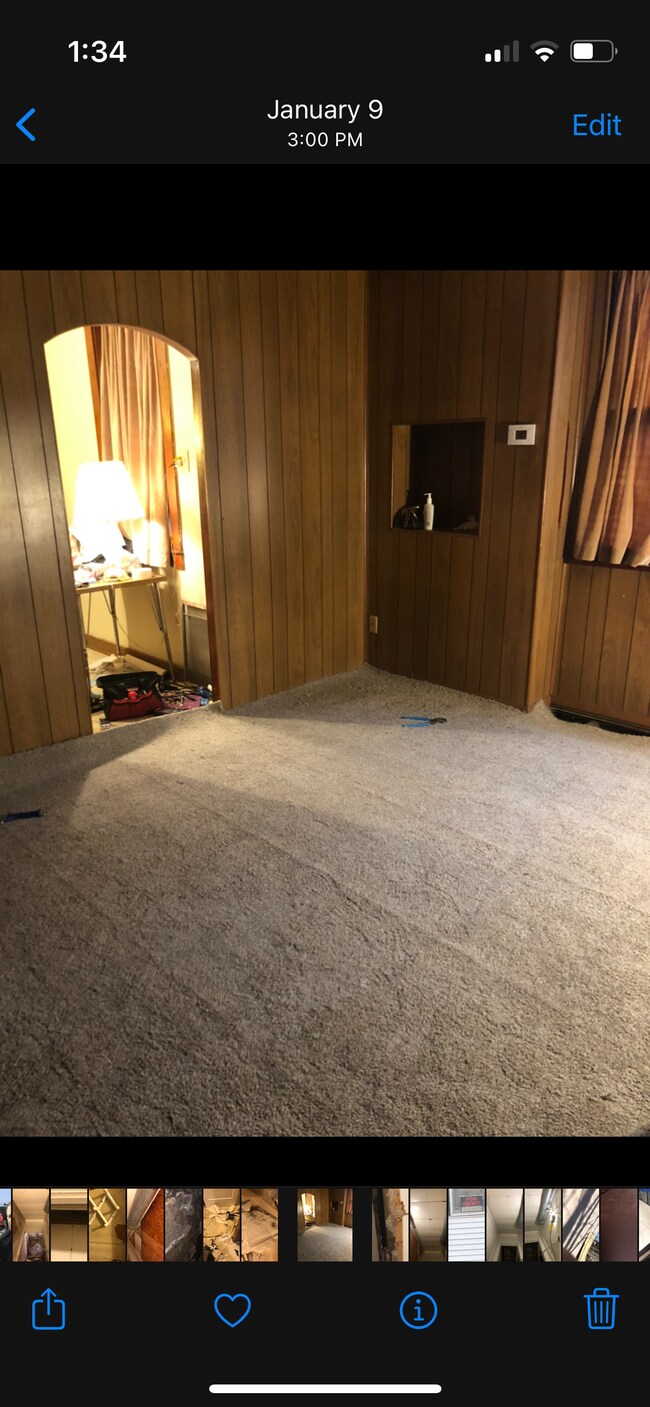 Building Photo - 23 Spruce St