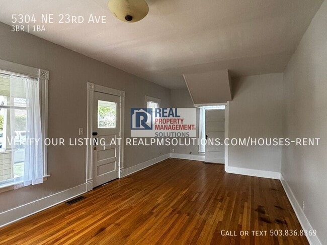 Building Photo - 5304 NE 23rd Ave