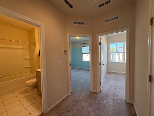 Building Photo - 2246 Red Knot Ln