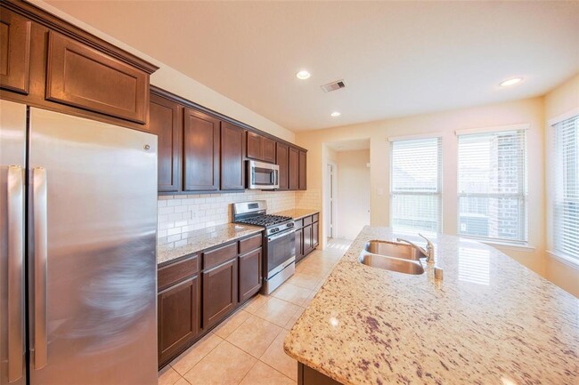 Building Photo - 1613 Summer City Dr