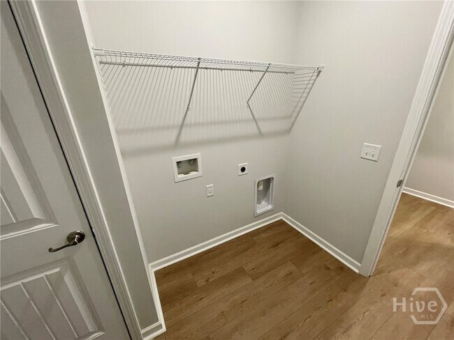 Building Photo - 750 Sessile Oak Dr