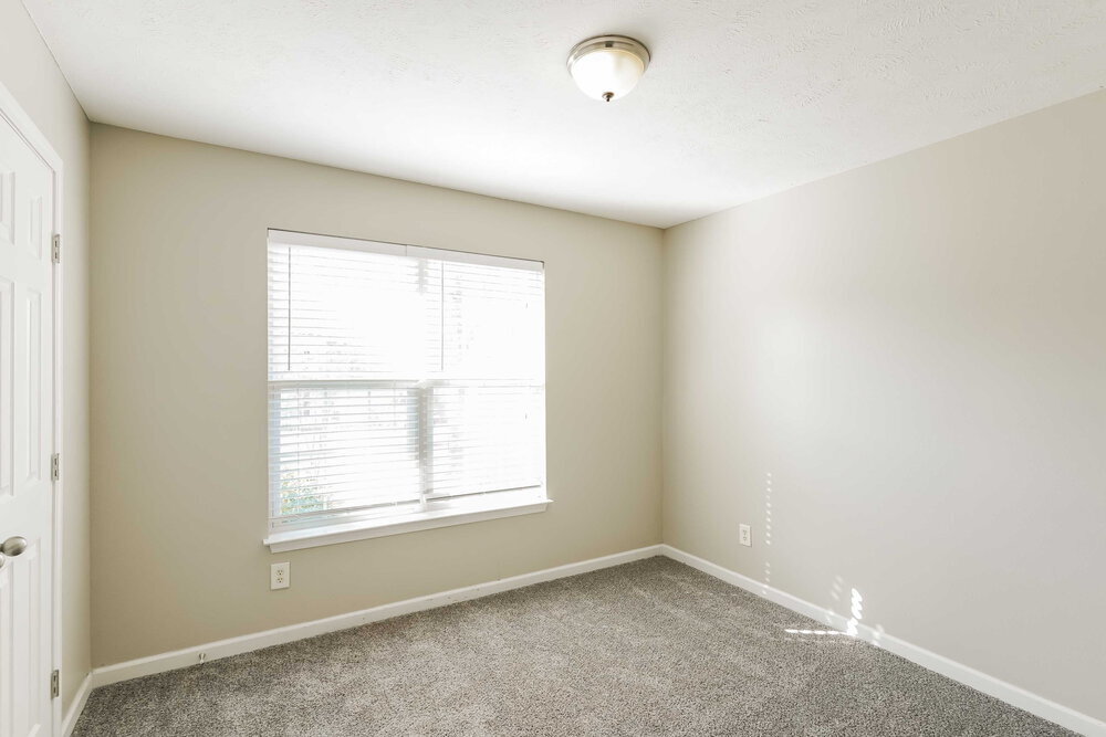 Building Photo - 110 Lyndhurst Dr