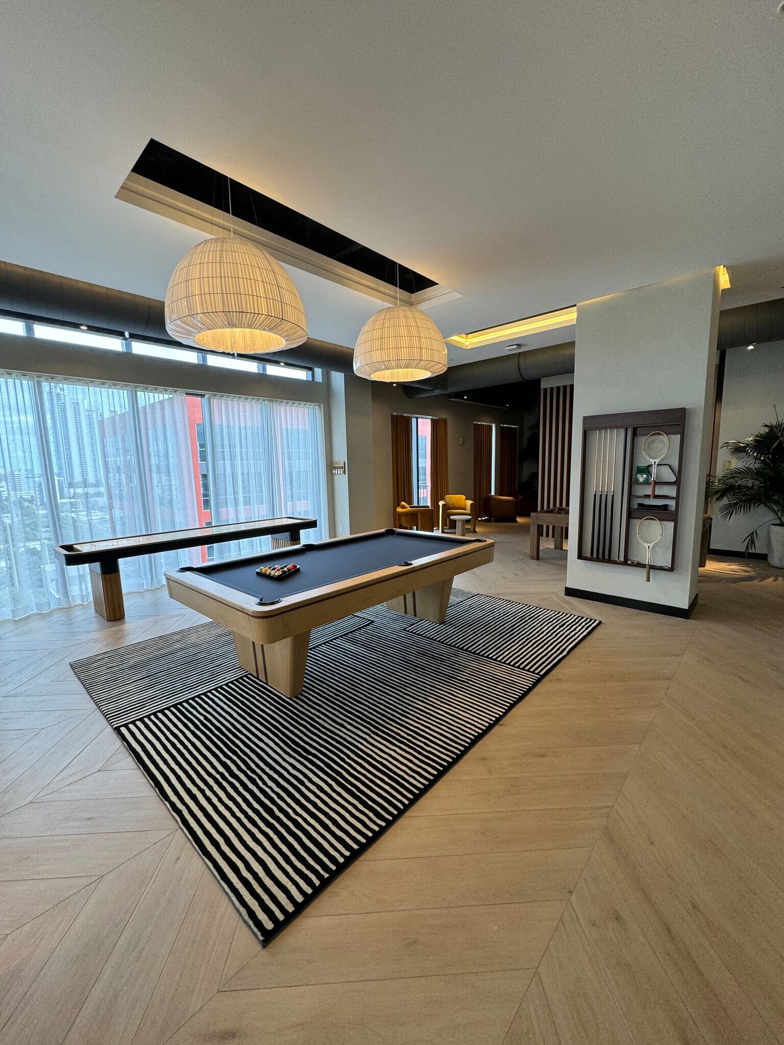 Building Photo - 132 NE 22nd St