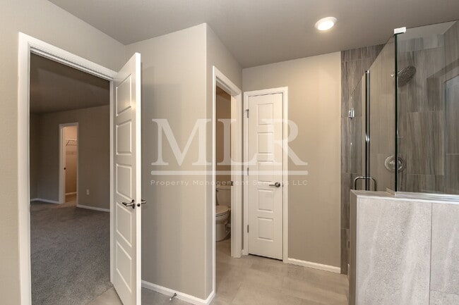 Building Photo - Elegant 4BR Covington Rental with Chef’s K...
