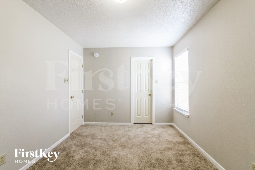 Building Photo - 6549 Black Antler Dr