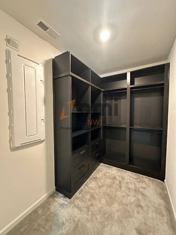 Building Photo - 1765 E 110th Pl