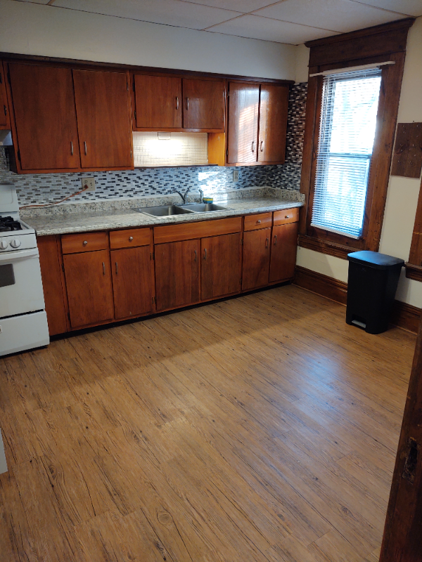 Building Photo - 508 Bredin Ave