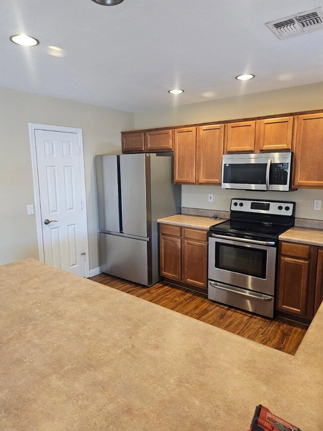 Building Photo - 586 W Cobblestone Ct