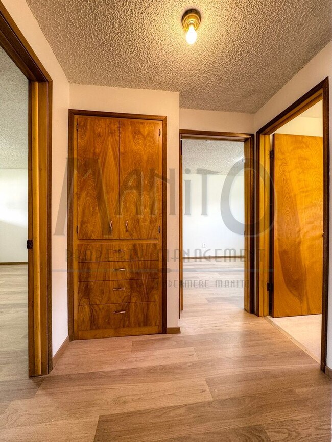 Building Photo - Spokane Valley Duplex