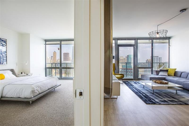 Building Photo - 365 E Wacker Dr