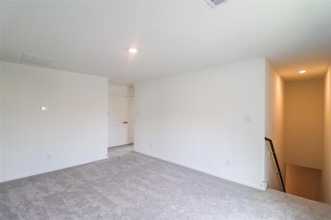 Building Photo - 31371 Black Cherry St