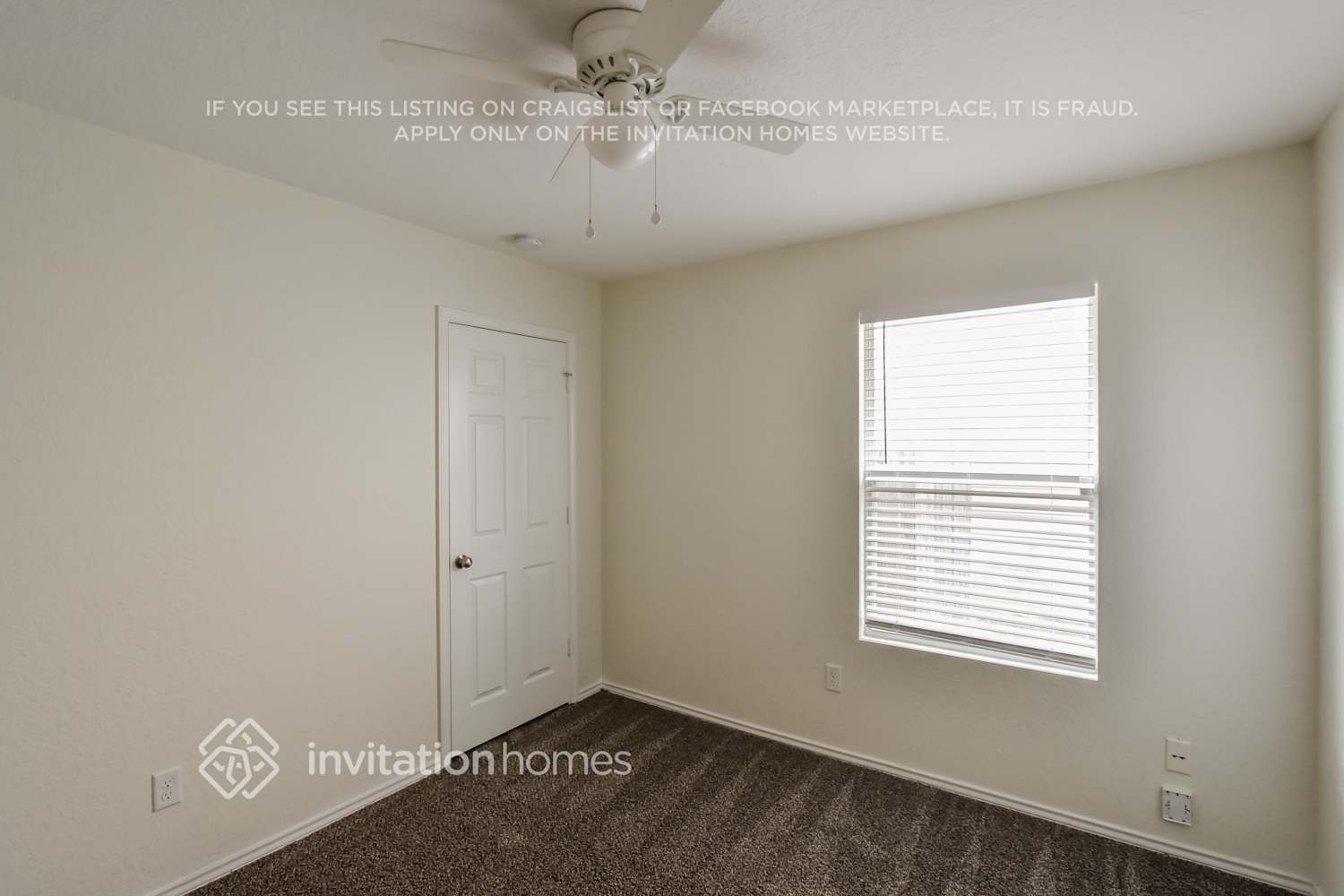 Building Photo - 27305 Paraiso Manor