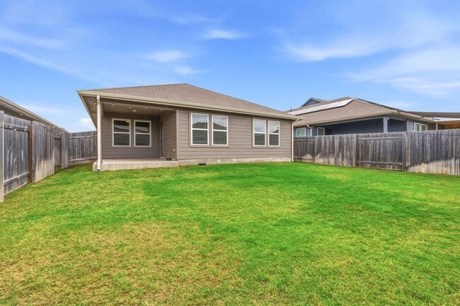 Building Photo - 2807 Rustic Hills Dr