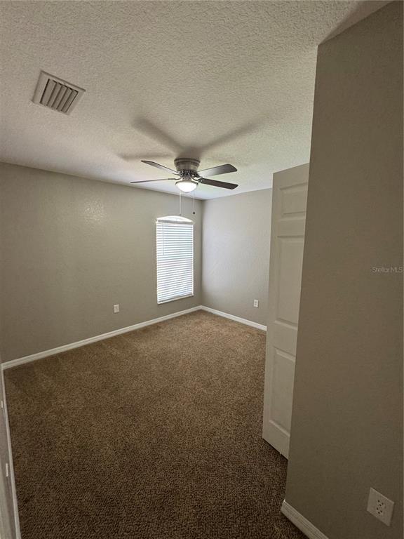 Building Photo - 1011 Fox Lake Dr