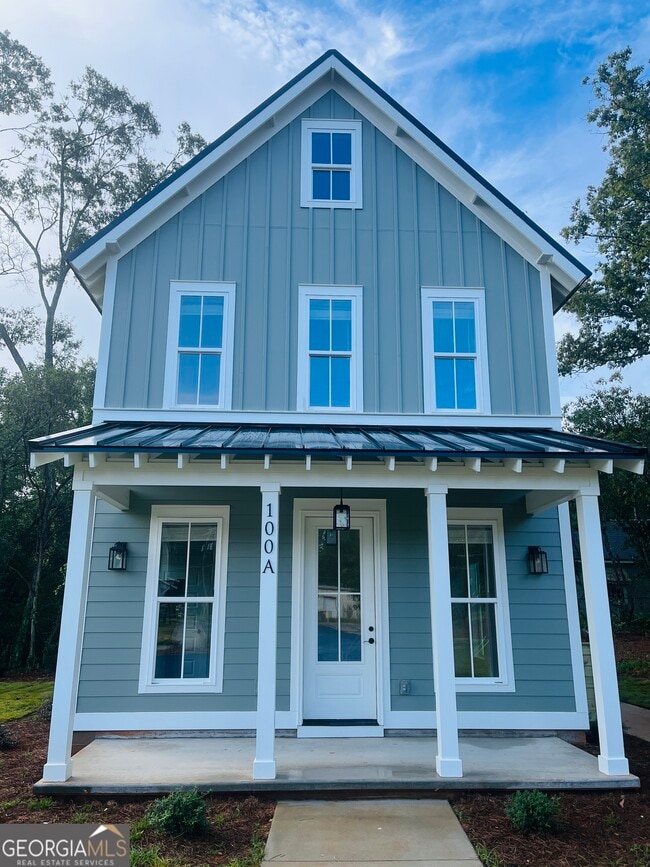 Building Photo - 100 Gardenia Ln