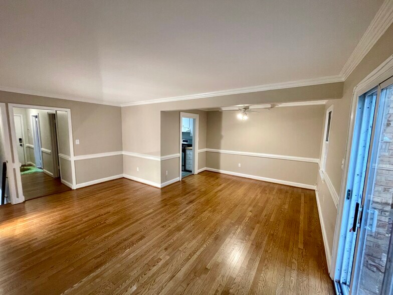 Building Photo - 11323 Palisades Ct