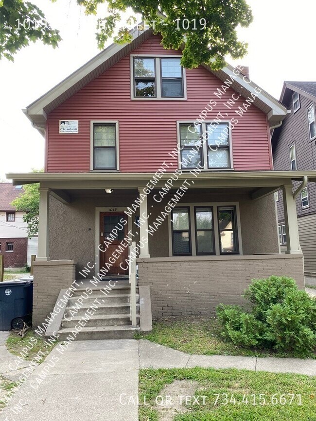 Primary Photo - 1019 Church St