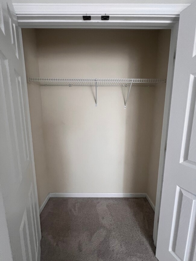 Building Photo - 115 Forest Ridge Rd