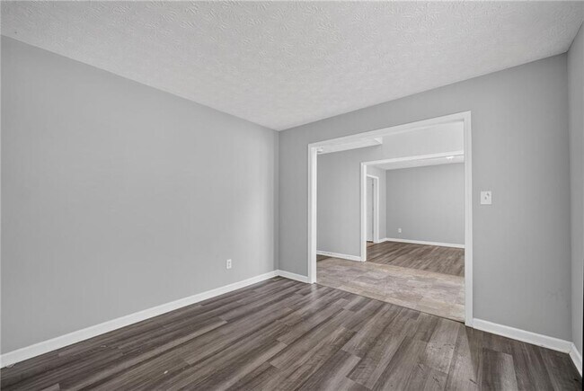 Building Photo - 530 Sterling Pointe Ct NW