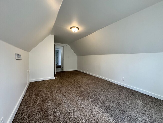 Building Photo - Remodeled Historic Home Near the Capitol, ...