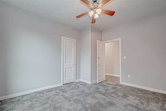 Building Photo - 7422 Avenue I