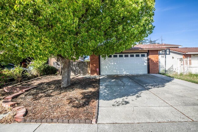 Building Photo - 2728 Almondwood Way