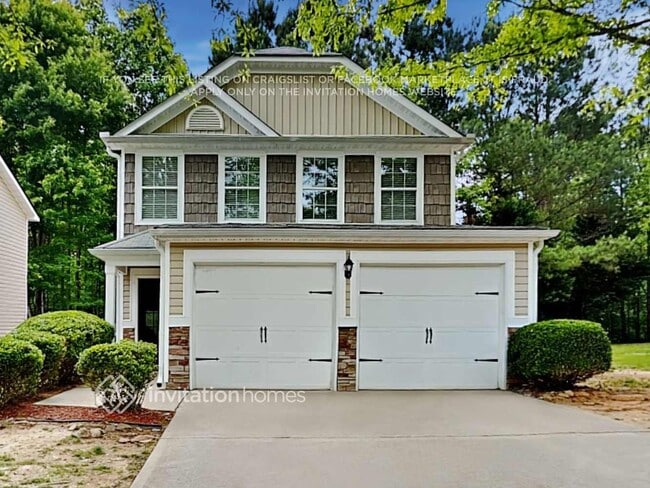Building Photo - 135 Hidden Creek Dr