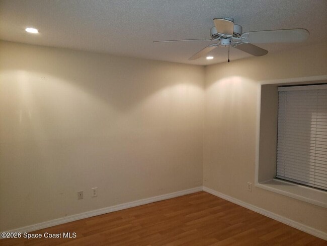 Building Photo - 2107 Hidden Grove Ln