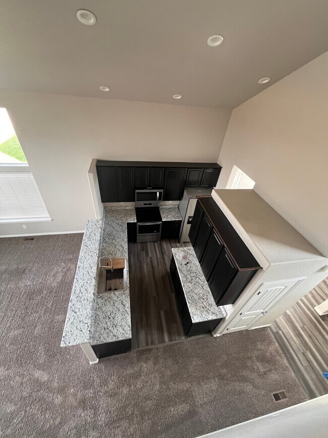 Building Photo - 6452 Vedder Dr