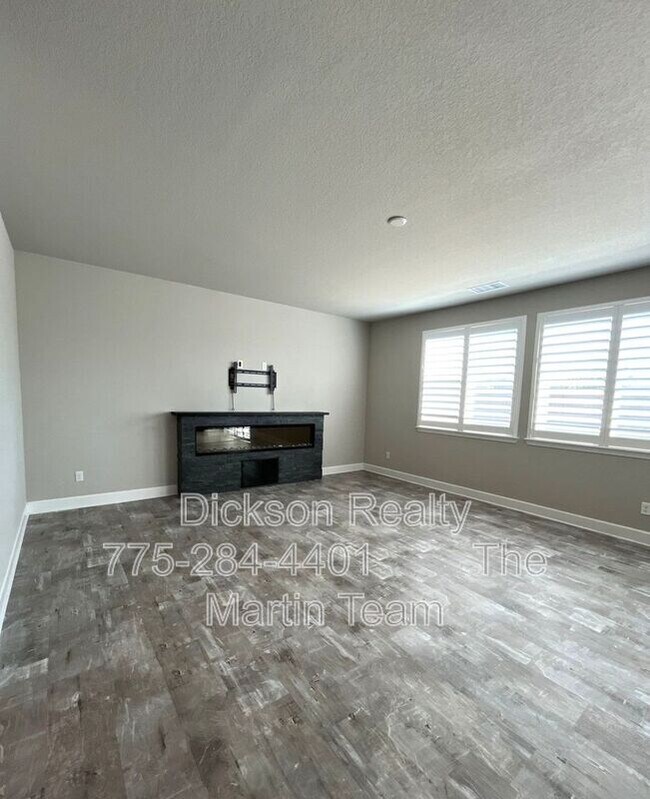 Building Photo - 2025 Elk Falls Way