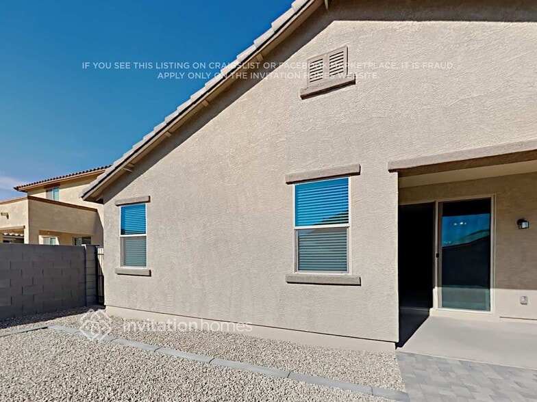 Building Photo - 17987 W Ida Ln