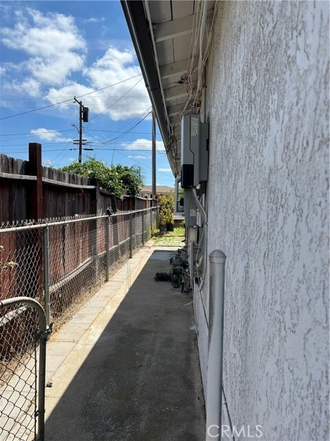 Building Photo - 22731 Kinard Ave