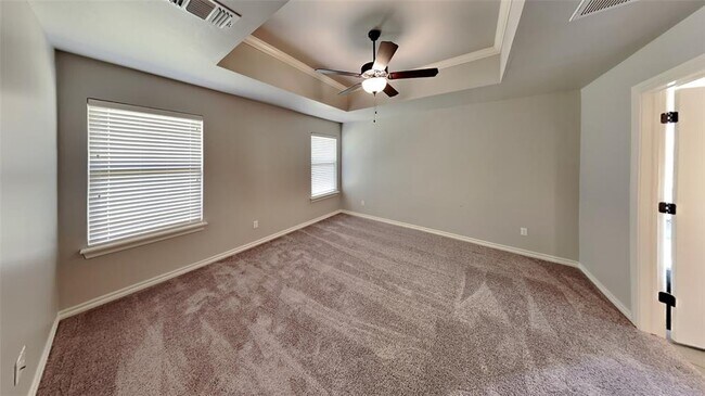 Building Photo - 4201 SE 38th St