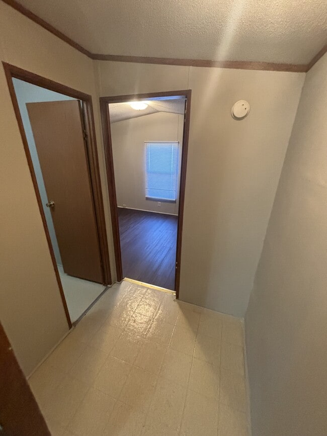 Building Photo - 300 Ricks Rd