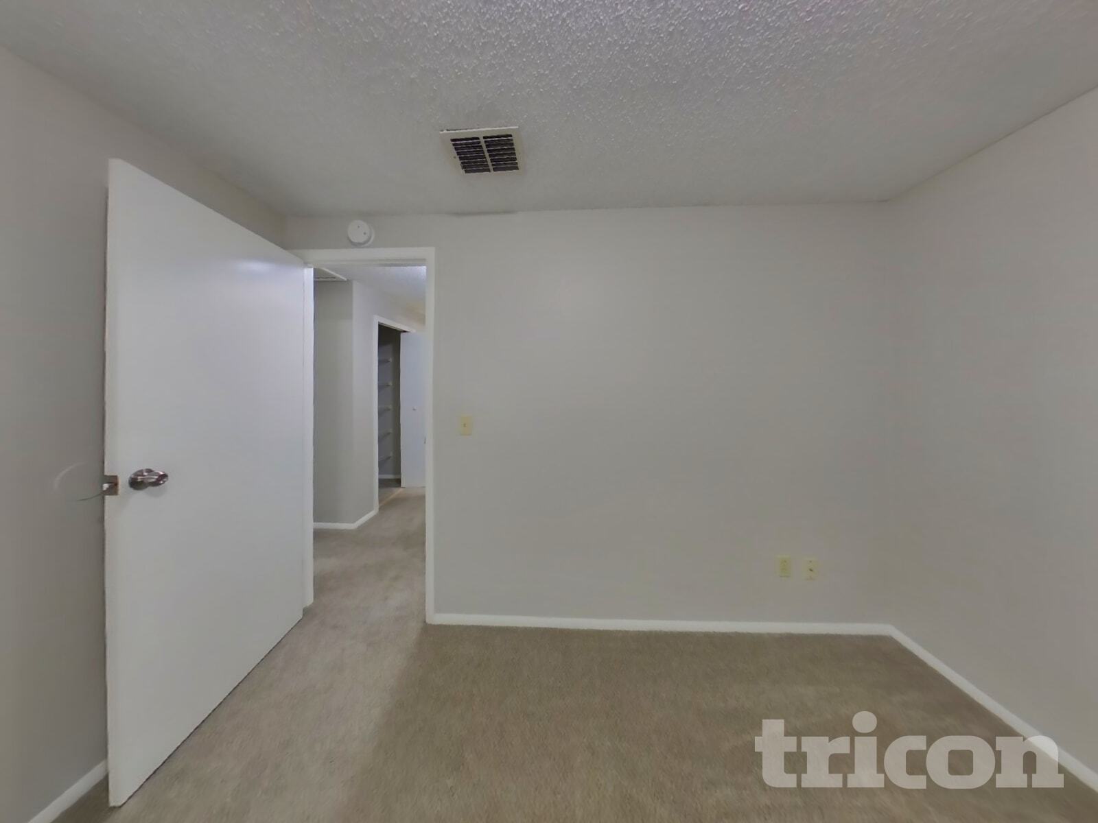 Building Photo - 8338 Knotts Landing Dr E