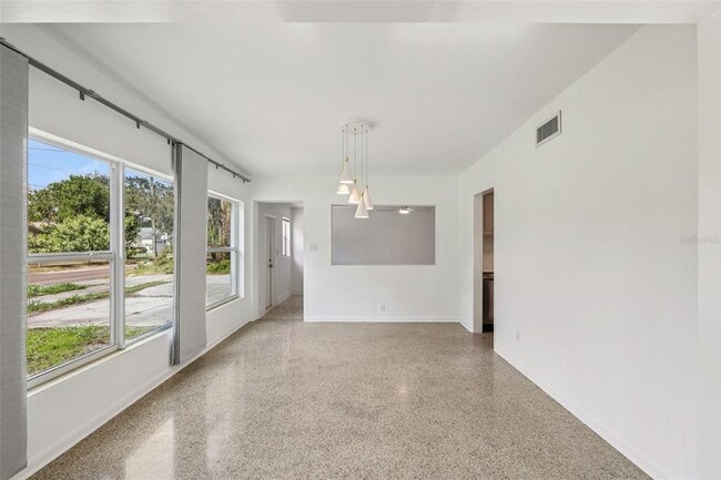 Building Photo - 1601 Triangle Ave